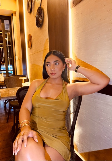 Sashaa — online now for anonymous text chat on Me2U